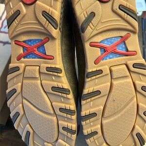 Women’s Twisted X moccasin.